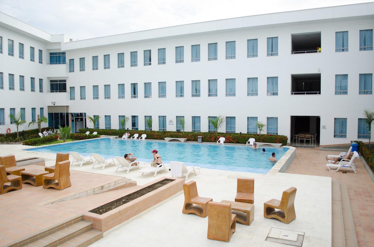 Hotel Las Olas Mamonal Cartagène Extérieur photo